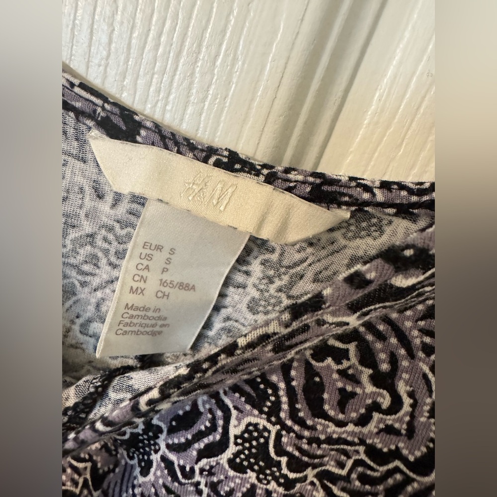 H&M Abstract Pattern Dress, Small - Picture 4 of 8